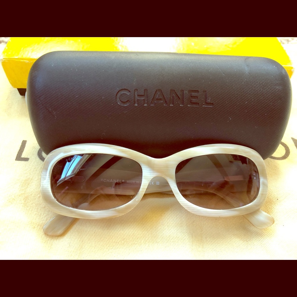 Chanel Sunglasses Preloved